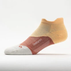 Feetures Elite Max Cushion No Show Tab Socks -Brooks Shop 650904 540 1