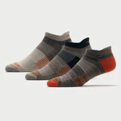 Saucony Inferno No Show Tab Socks 3 Pack -Brooks Shop 650965 350 1