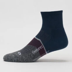 Feetures Elite Light Cushion Quarter Socks -Brooks Shop 651082 305 1
