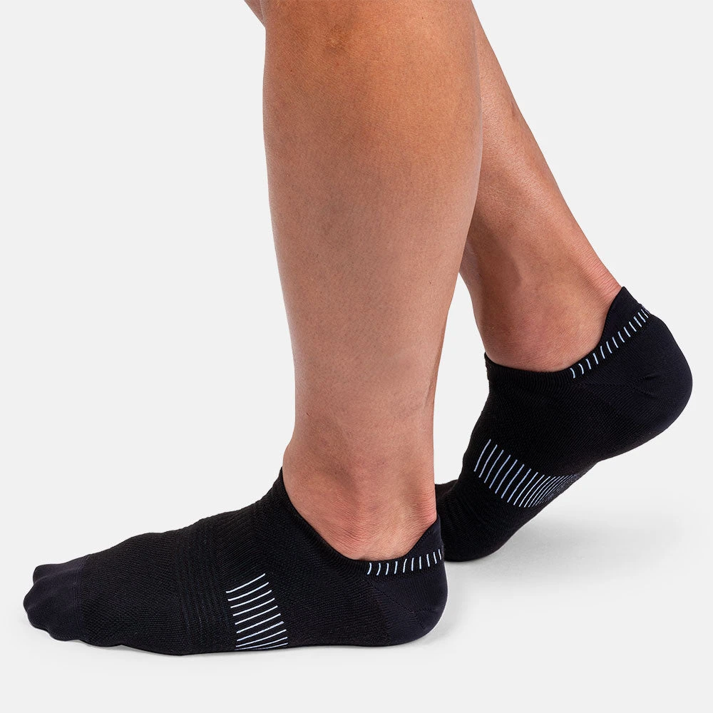 On Running On Ultralight Low Socks Men's 3 On Running On Ultralight Low Socks Men's - Image 3