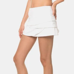 Lucky In Love Scallop Skirt Women's -Brooks Shop 758079 110 1